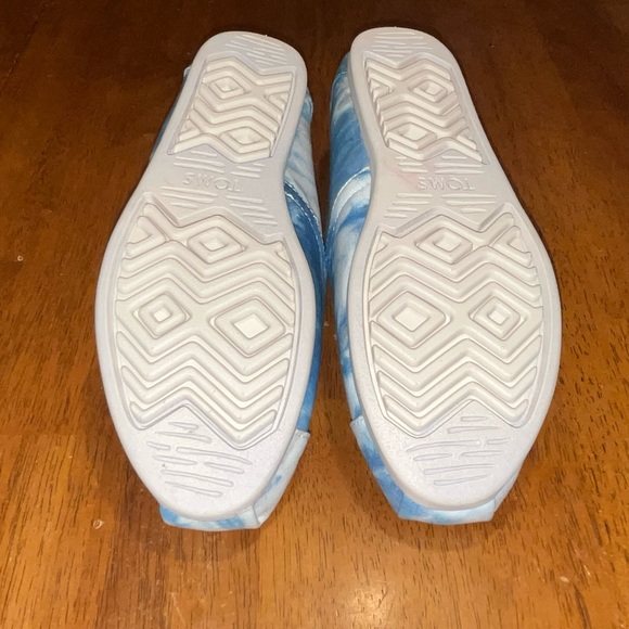 Toms Canvas Slip On - Picture 6 of 6